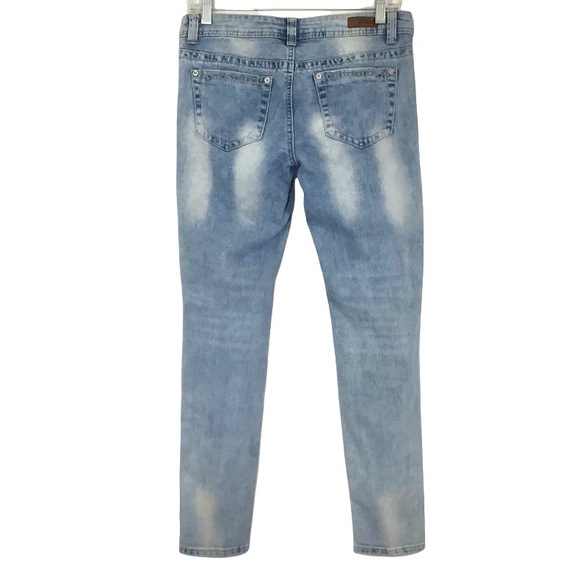 Almost Famous Jeans Almost Famous Roll Up Distressed Jeans Size 7